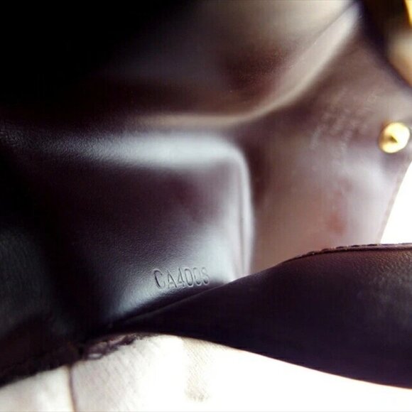 LOUIS VUITTON key case Verni Patent Leather Authentic UseD - Picture 8 of 10